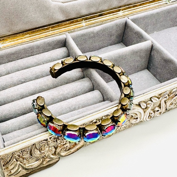 Vintage Rare heliotrope Sorrelli Crystal Cuff Bracelet - Picture 9 of 17
